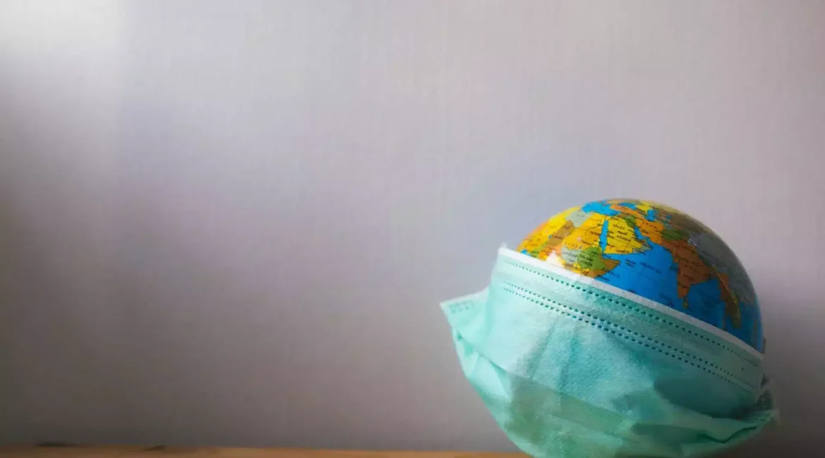 Hollanda’ya Seyahatlerde Corona Aşısı ve Test Zorunluluğu Kaldırıldı