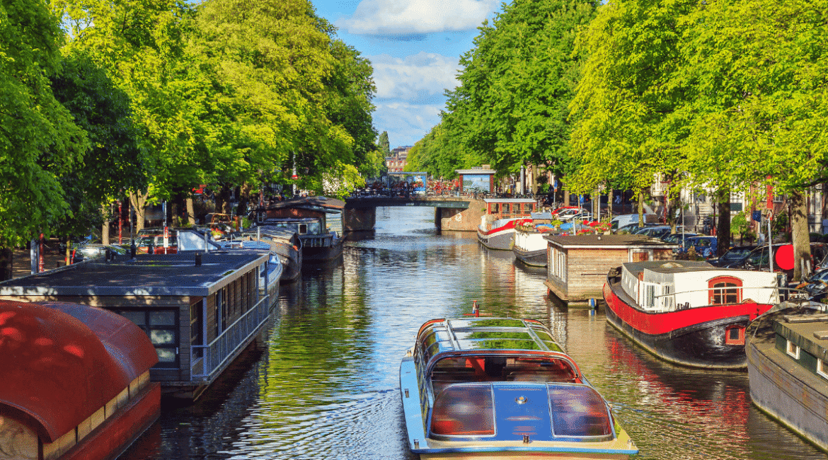 Amsterdam’da Turlar: Rehberinizle Keşfedin