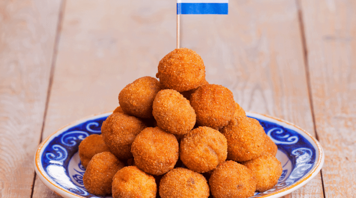 Hollanda’nın En Meşhur Yemeği: Bir Lezzet Seyahati Hollanda’nın En Meşhur Yemeği: Bir Lezzet Seyahati